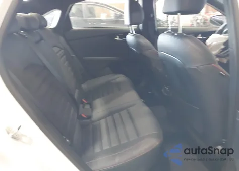 2022 Kia Forte Gt z USA, uszkodzony, nr VIN 3KPF44AC8NE469933